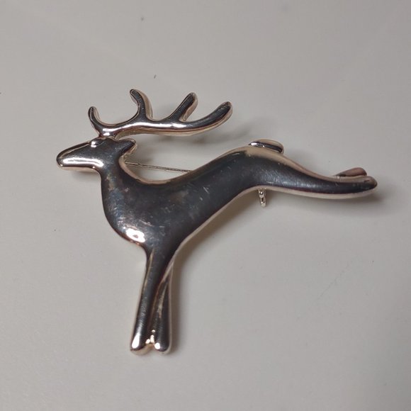 Silver Tone Metal Jumping Reindeer Brooch - Picture 1 of 9